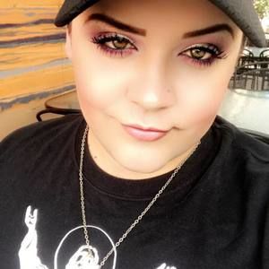 Meet your Posher, Billie